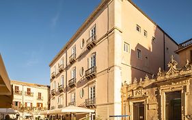 Palazzo Artemide - Vretreats, An Slh Hotel